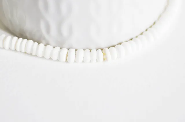Gingerlily Perles rondes coquillage blanc naturel 5-6mm x170