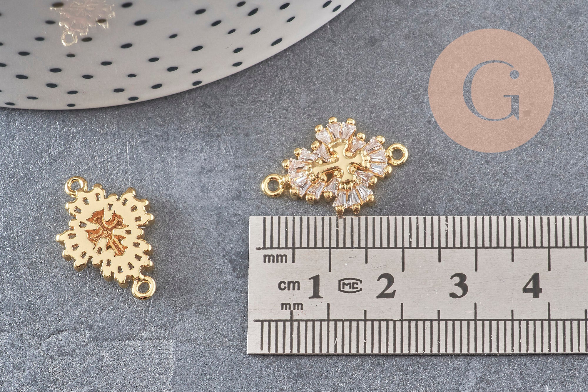 Gingerlily Pendentifs G6354 pendentif croix dorée 20mm x1
