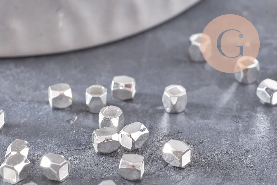 Gingerlily Perles intercalaires facettées laiton perles 3mm doré x50