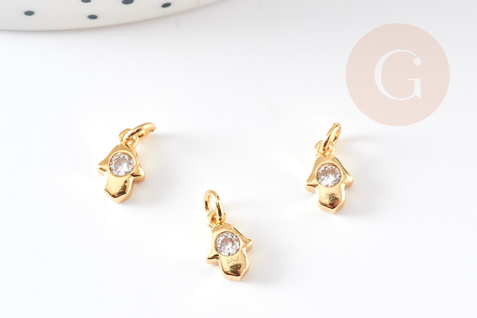 Gingerlily Pendentif main fatma G3470 breloque dorée zircon blanc x1