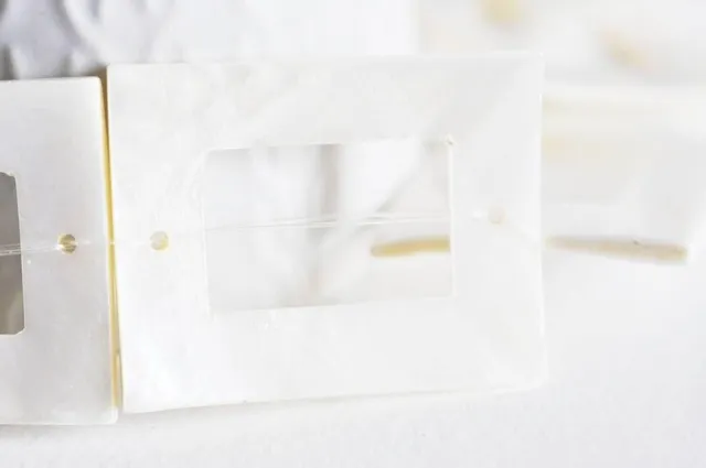 Gingerlily G1057 perle rectangle nacre blanche 40mm x2