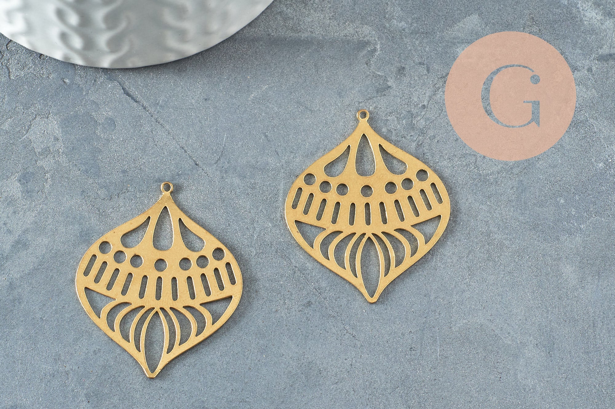 Gingerlily G3228 pendentif goutte évidé laiton brut 37mm x2