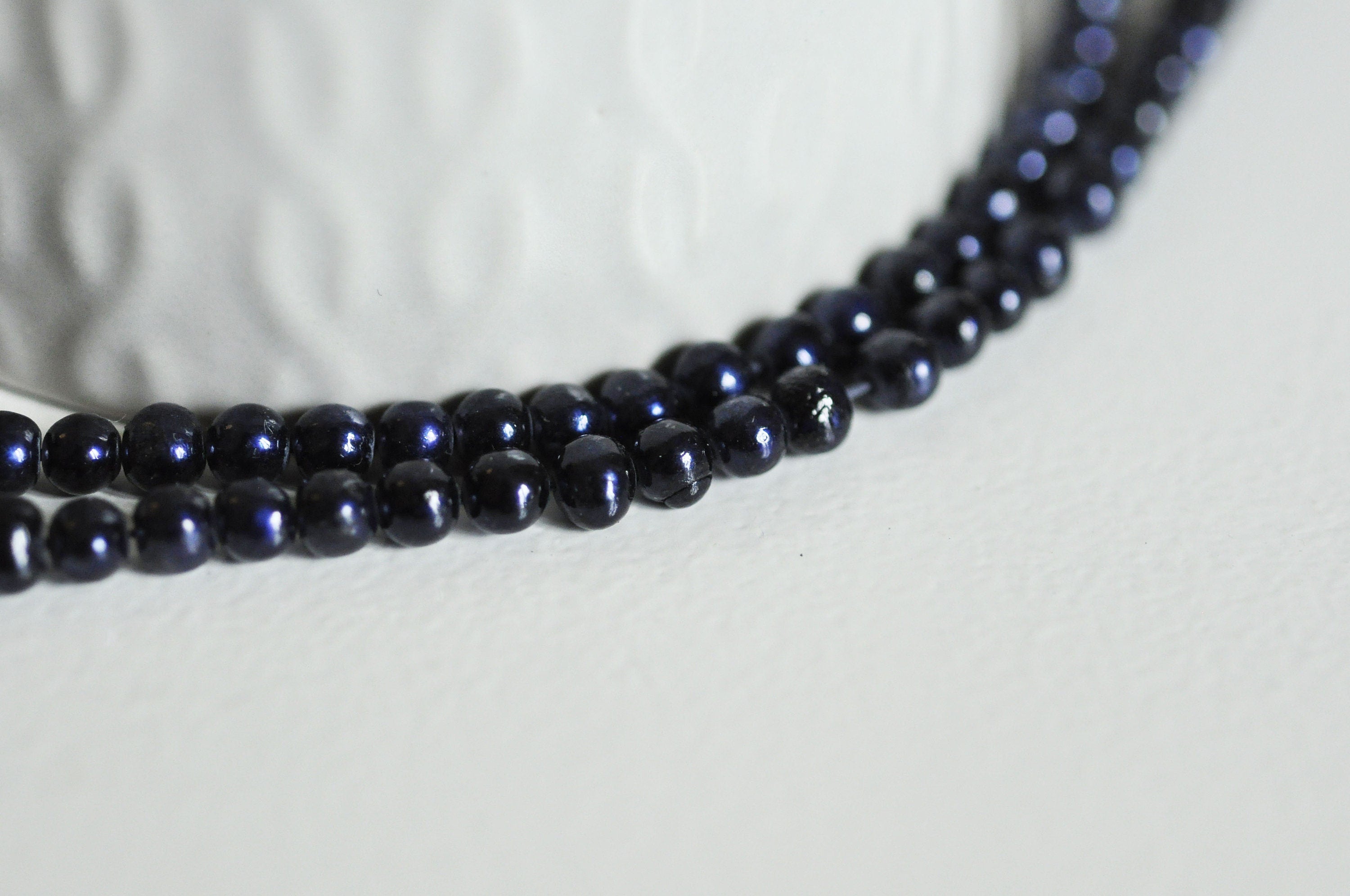 Gingerlily Perles G1256 perles eau douce noires 4mm fil 38cm