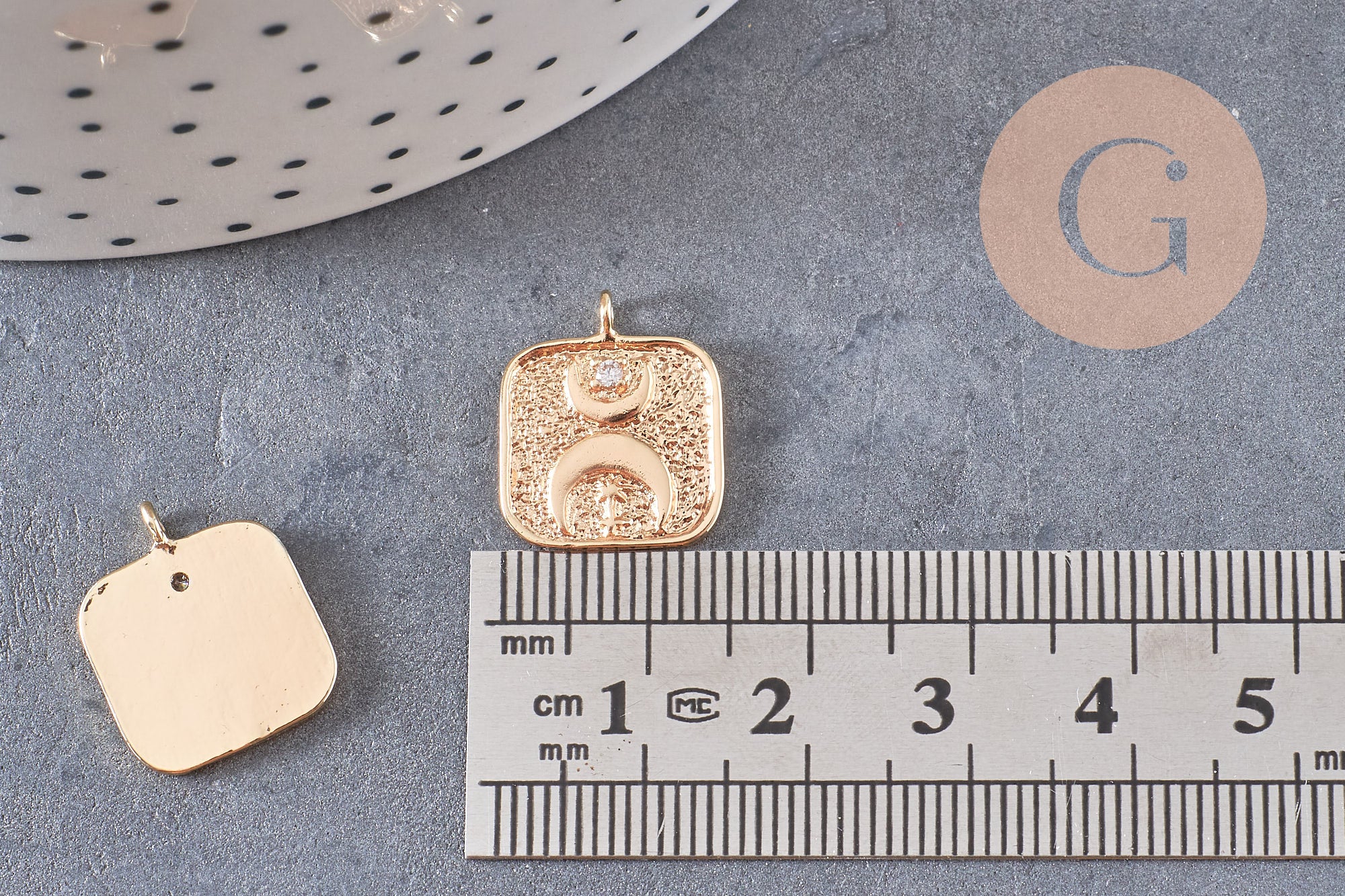 Gingerlily G10559 pendentif carré lune laiton doré 19mm x1
