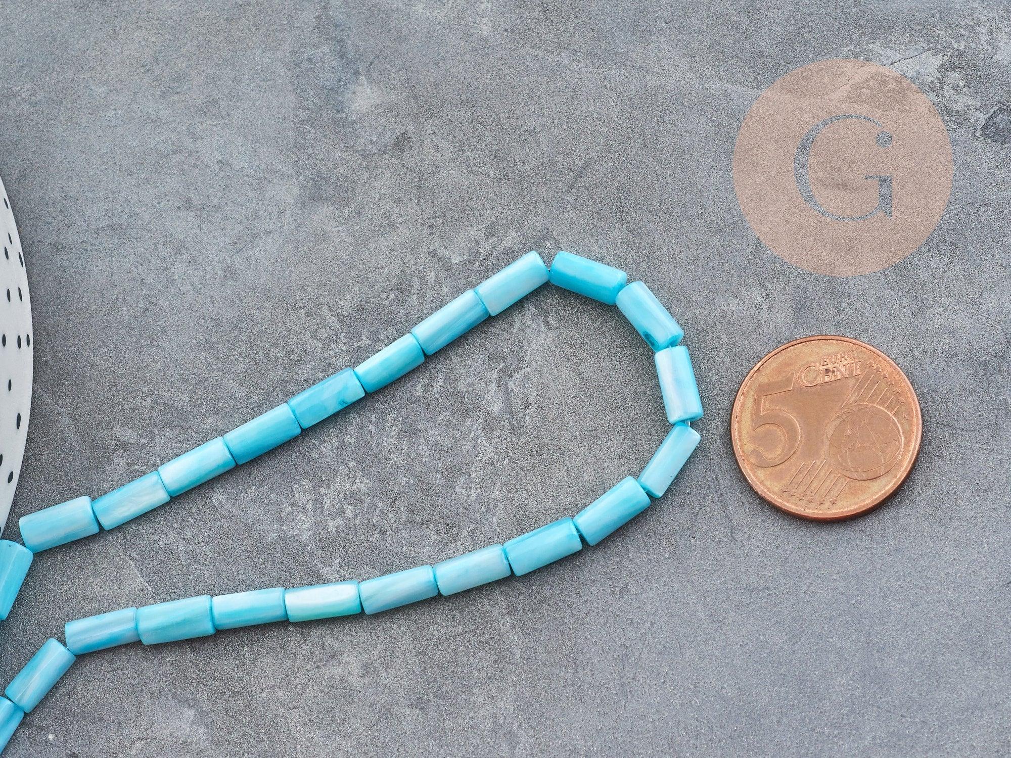 Gingerlily perles tube nacre bleue 8x4mm fil 38cm