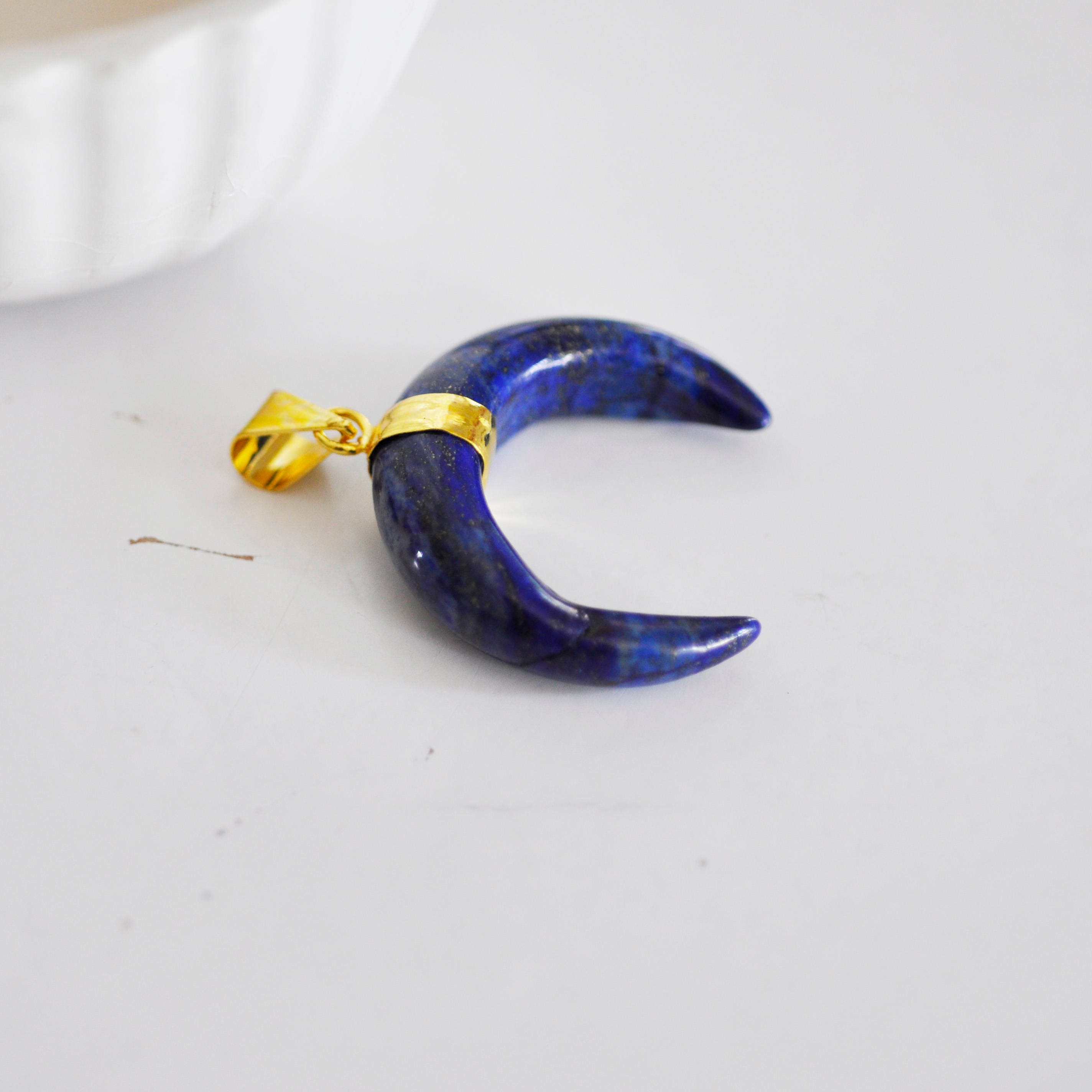 Gingerlily Perles G1377 pendentif lune lapis-lazuli 32 mm pierre