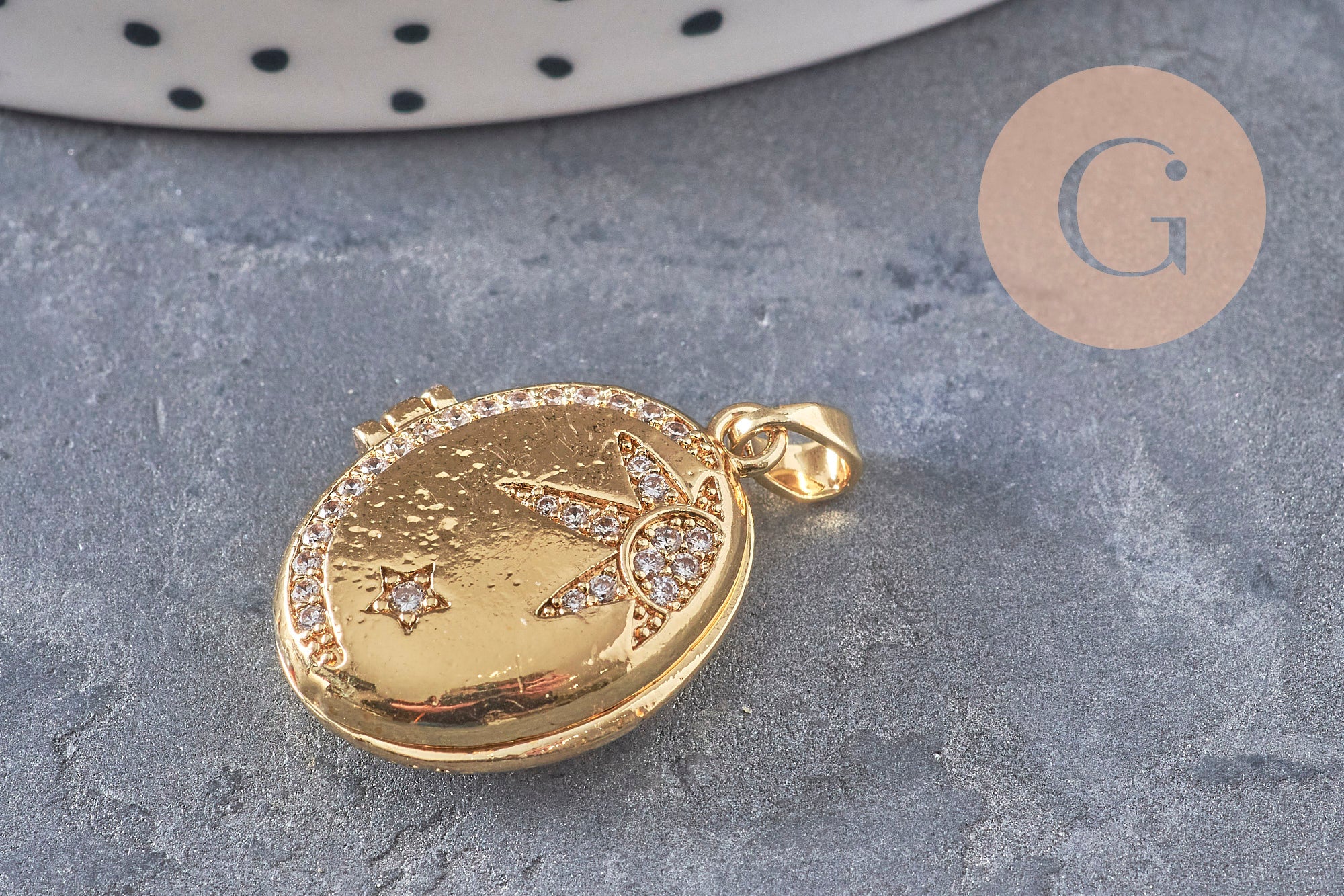 Gingerlily Pendentif locket ovale doré étoiles 17mm x1