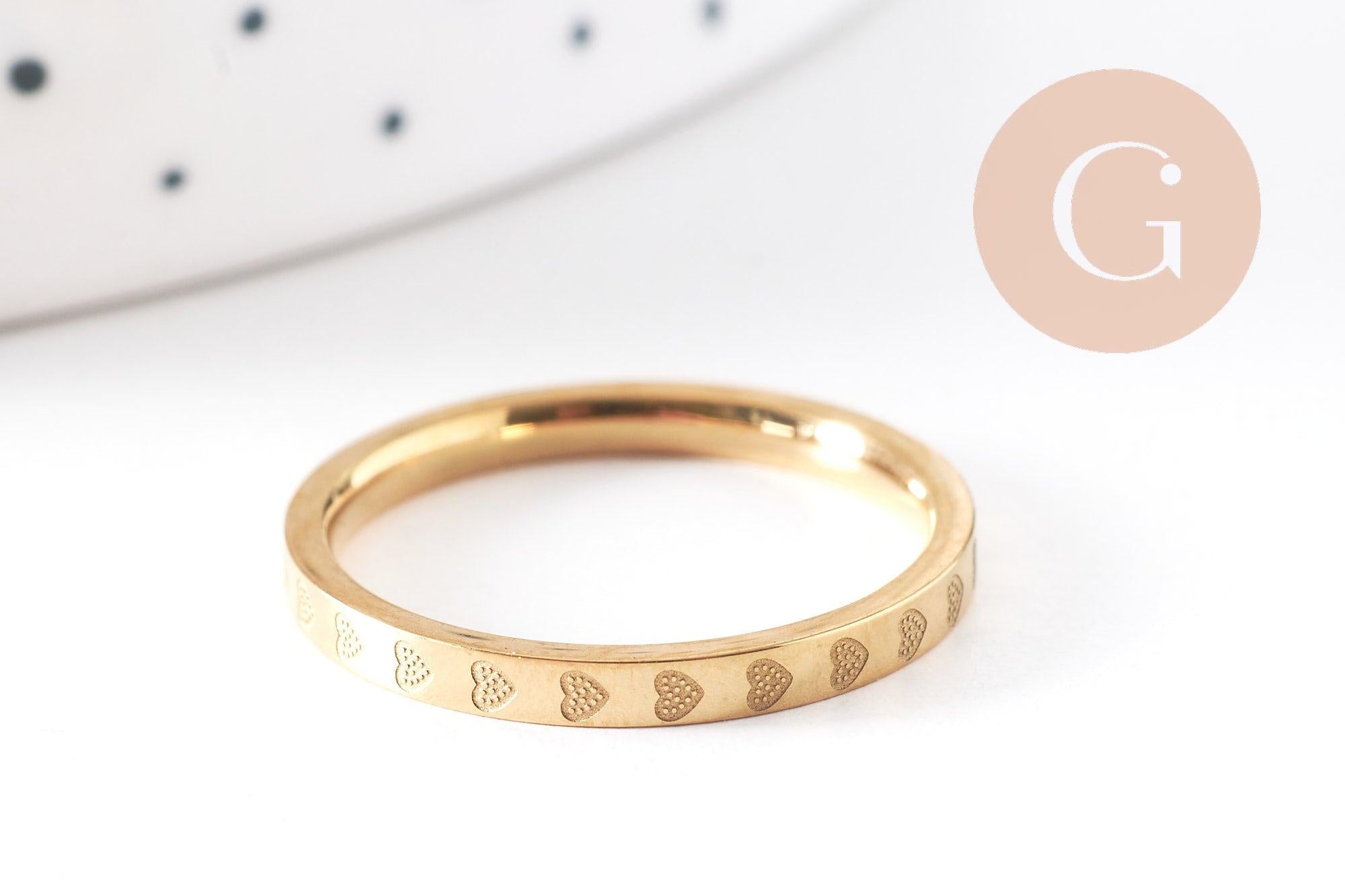 Gingerlily Bague fine alliance coeurs acier doré 2mm taille 8