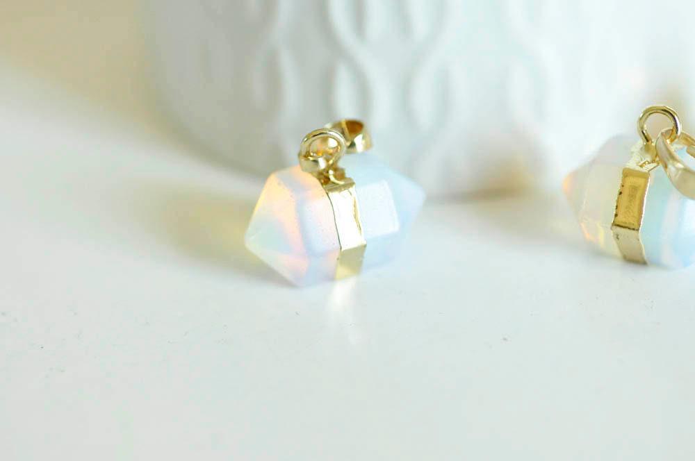 Gingerlily Pendentif G93 pointe opalite doré 22mm