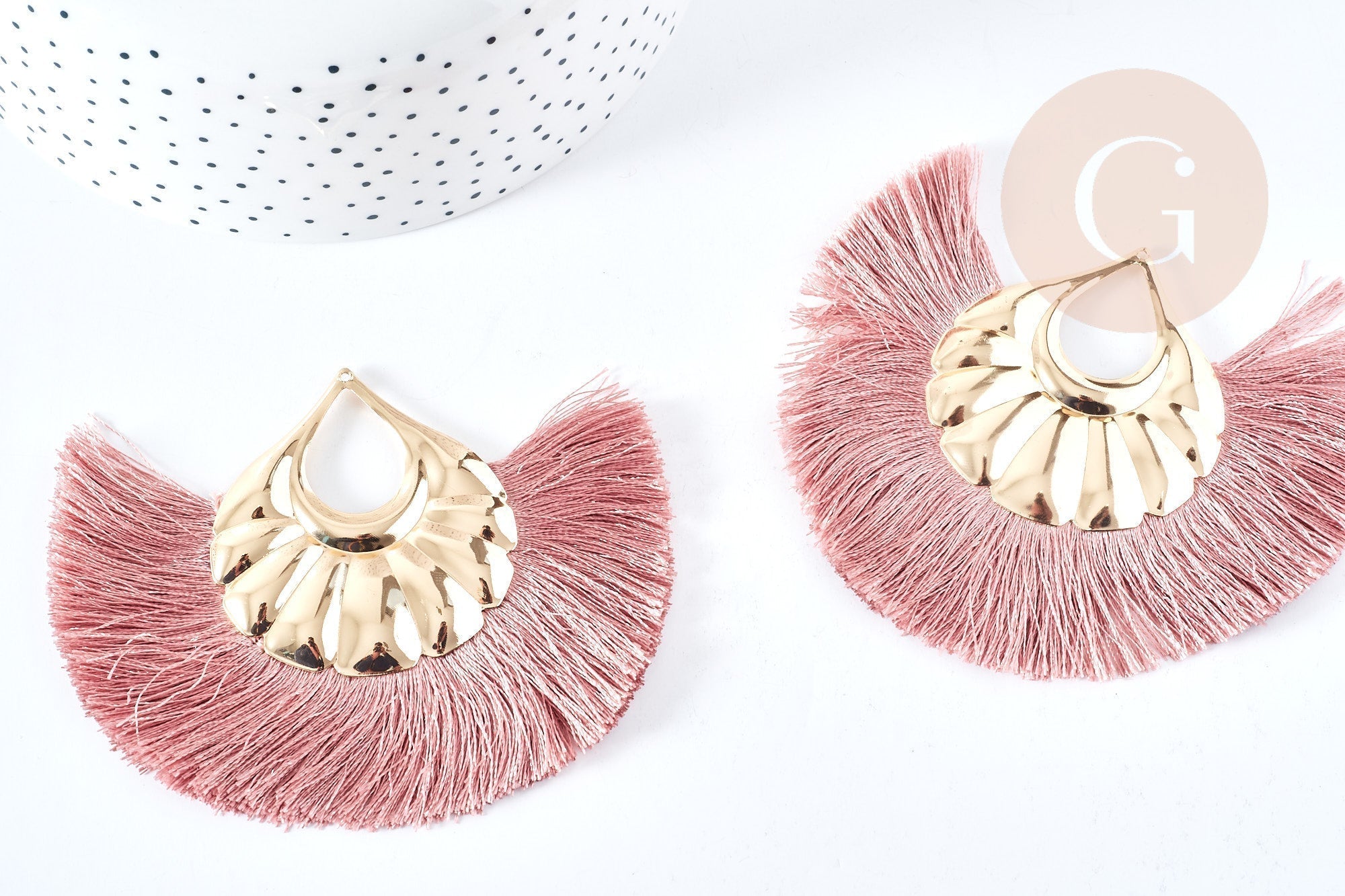 Gingerlily Pendentifs G8374 pompon rose clair doré 85mm x2