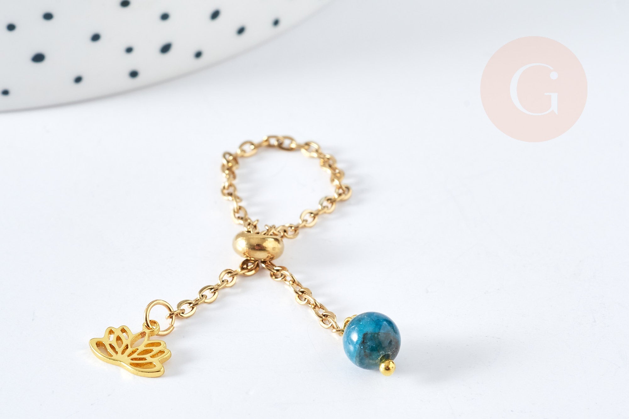 Gingerlily Bague chaîne acier doré lotus apatite bleue 96mm x1