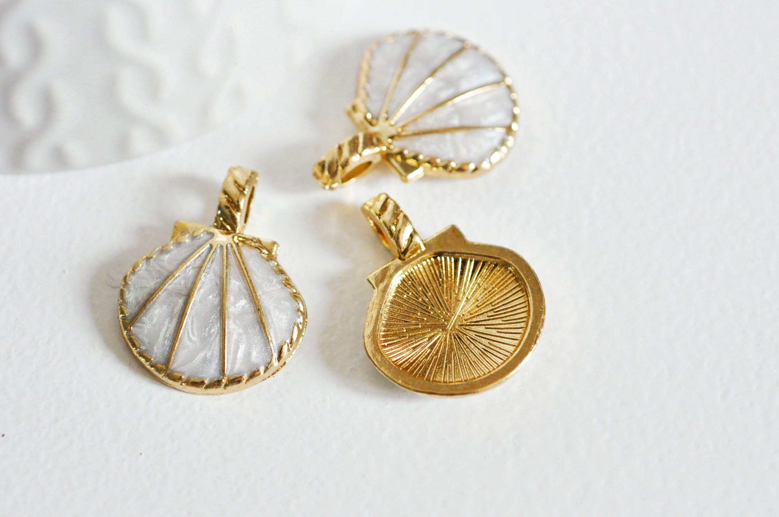 Gingerlily Pendentif coquillage doré blanc 24.5mm x2