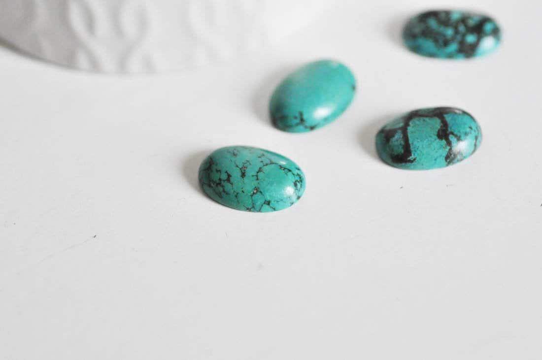 Gingerlily Pierres G161 cabochon ovale howlite 12x17mm
