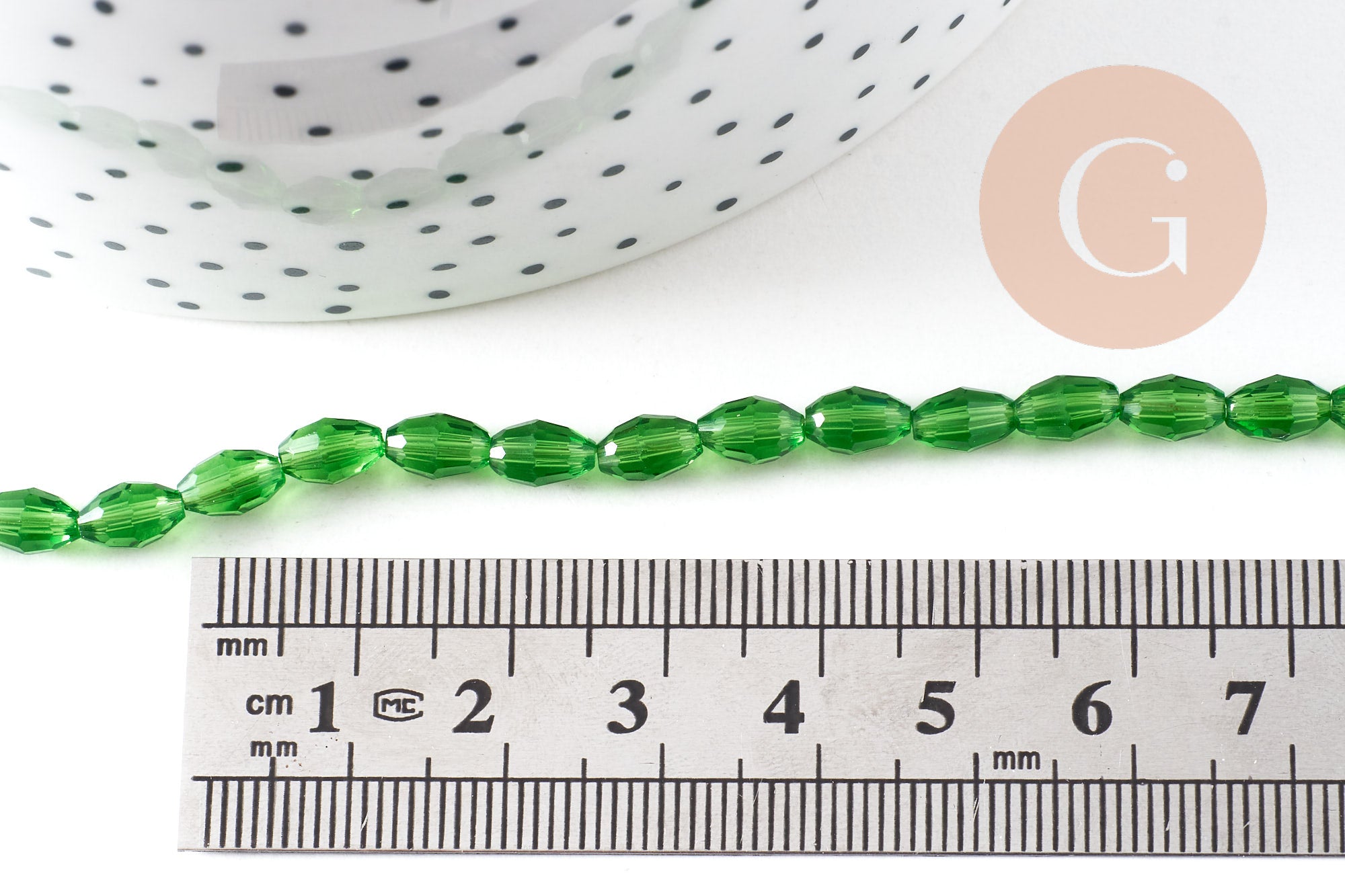 Gingerlily Perles G10600 perles verre vert clair 6x4mm fil 38cm