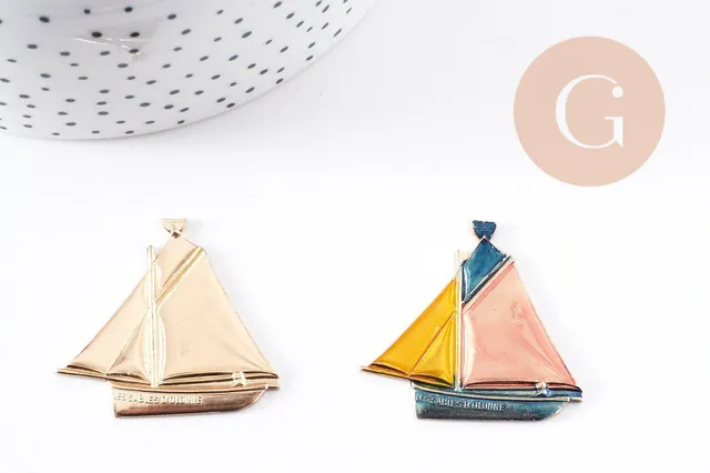 Gingerlily pendentif bateau laiton brut doré 36mm x2