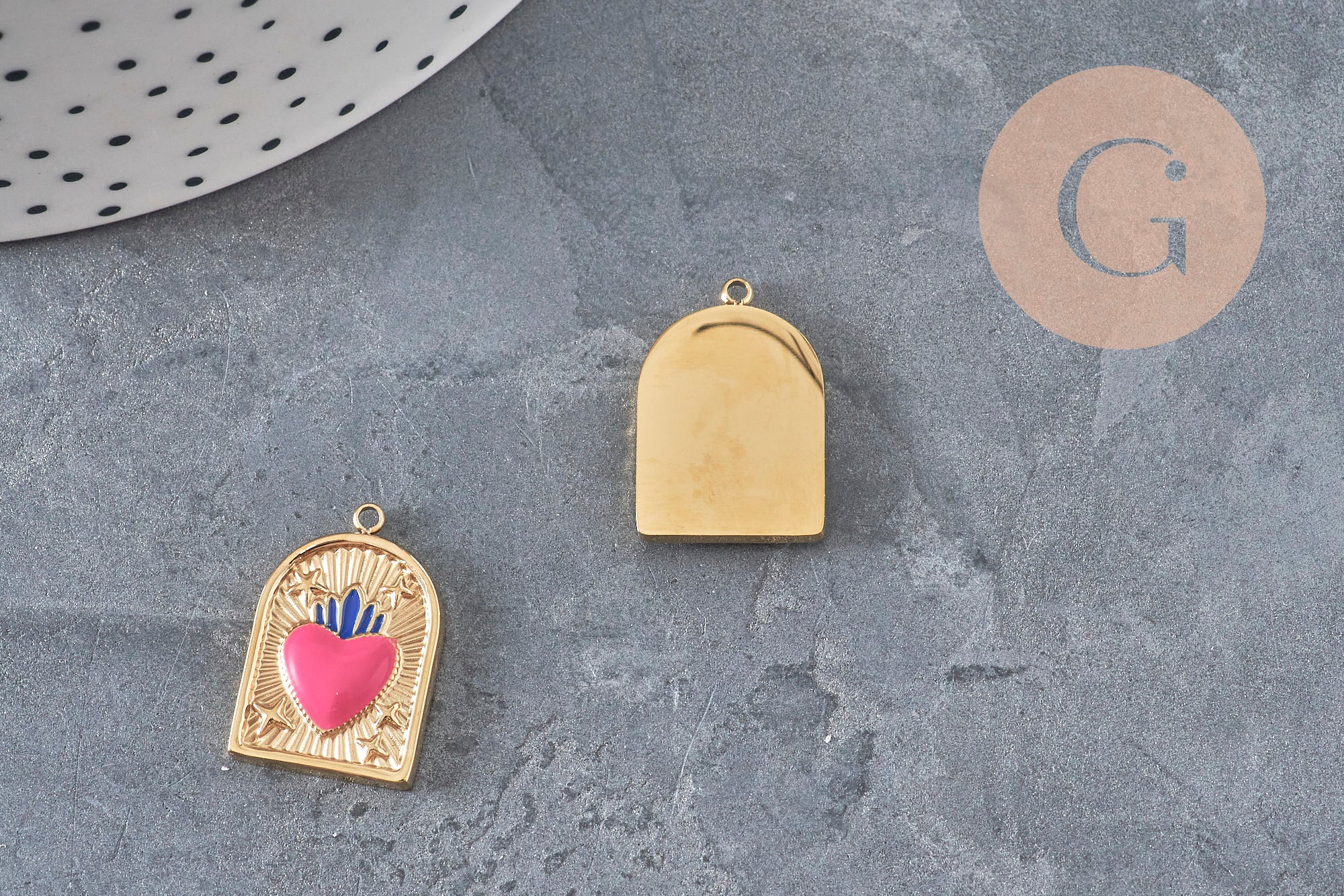 Gingerlily Arche pendentif acier doré coeur 21mm x1 grigri