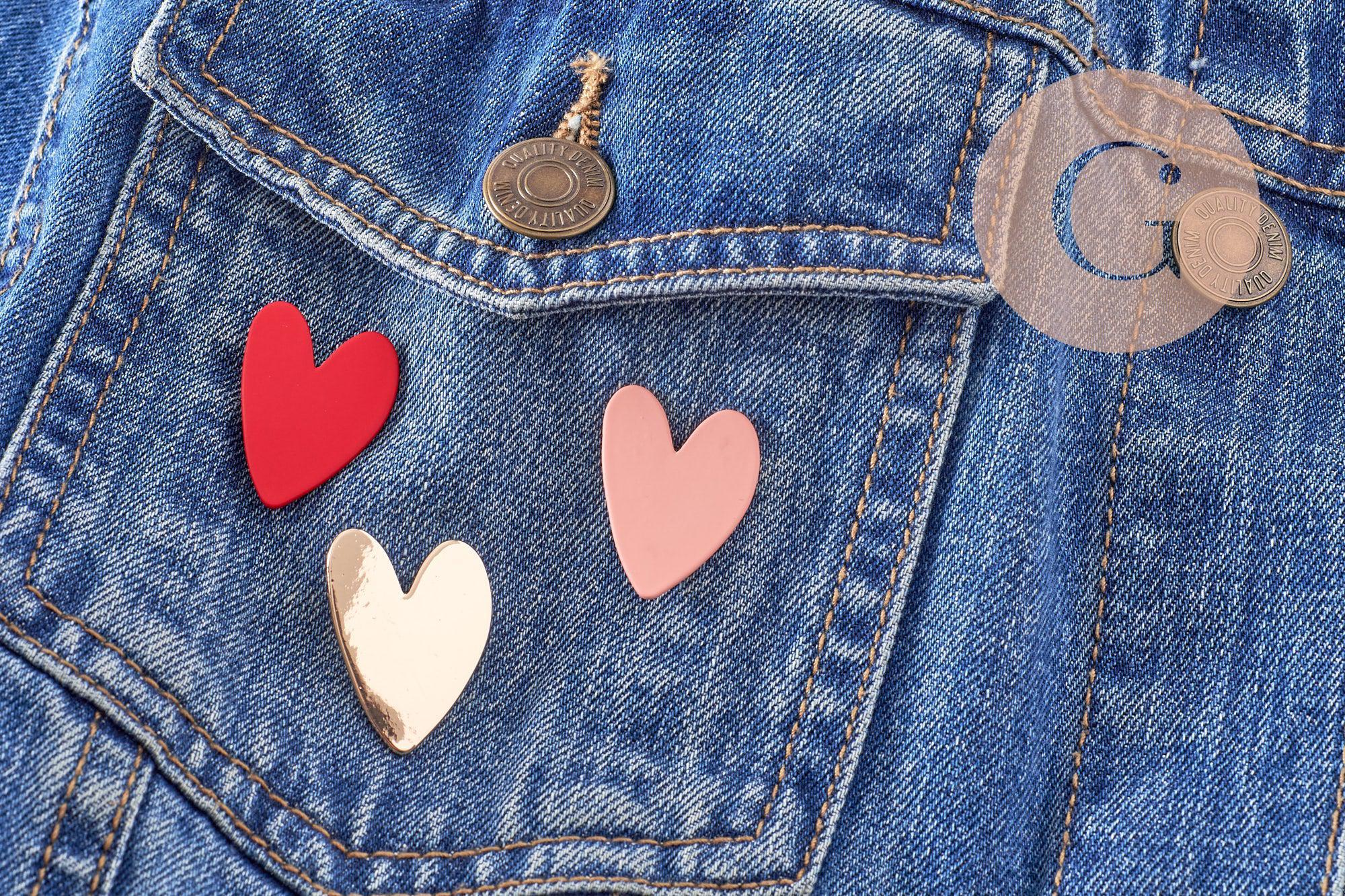 Gingerlily Broche pins coeur G10139 zamac doré rouge 29mm