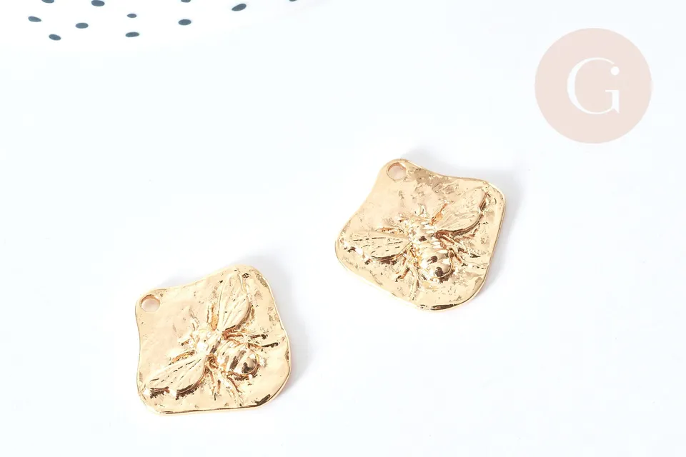 Gingerlily Pendentifs médaille abeille martelée doré 19,5mm