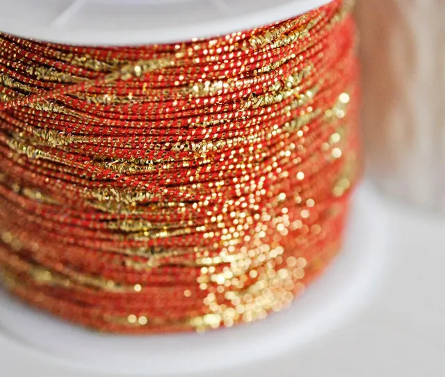 Gingerlily Perles G1489 cordon rouge or 1,5mm 1 mètre nylon