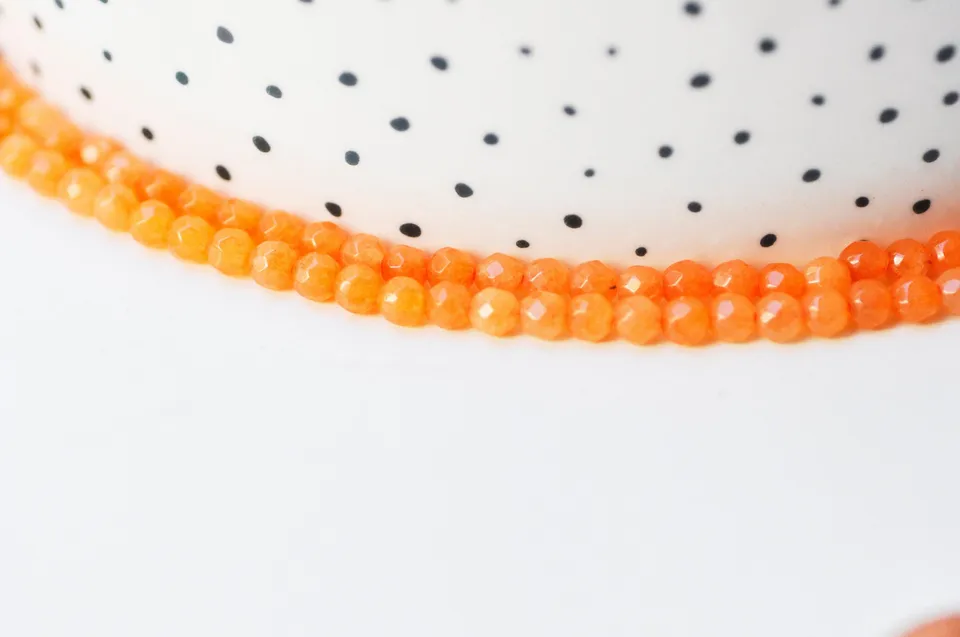 Gingerlily G5011 perle pierre jade orange fil 84 perles 4mm