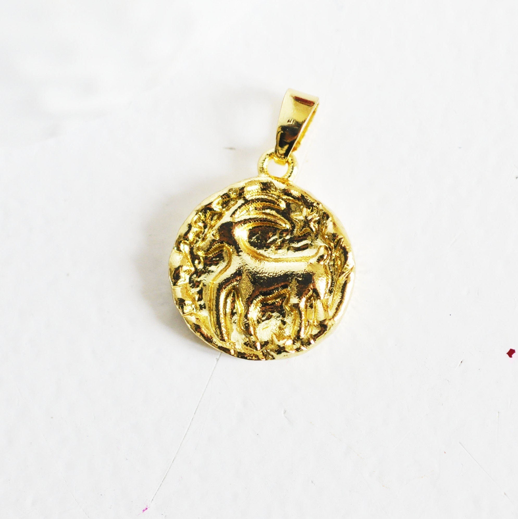 Gingerlily Médaille Capricorne laiton doré 16,5mm