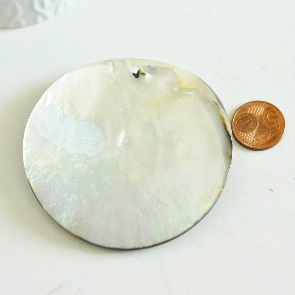 Gingerlily Pendentifs G1223 pendentif rond nacre marron 80mm