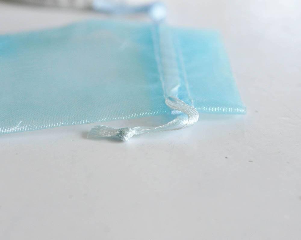 Gingerlily Rangement G1779 pochette organza bleu turquoise 7 cm x5