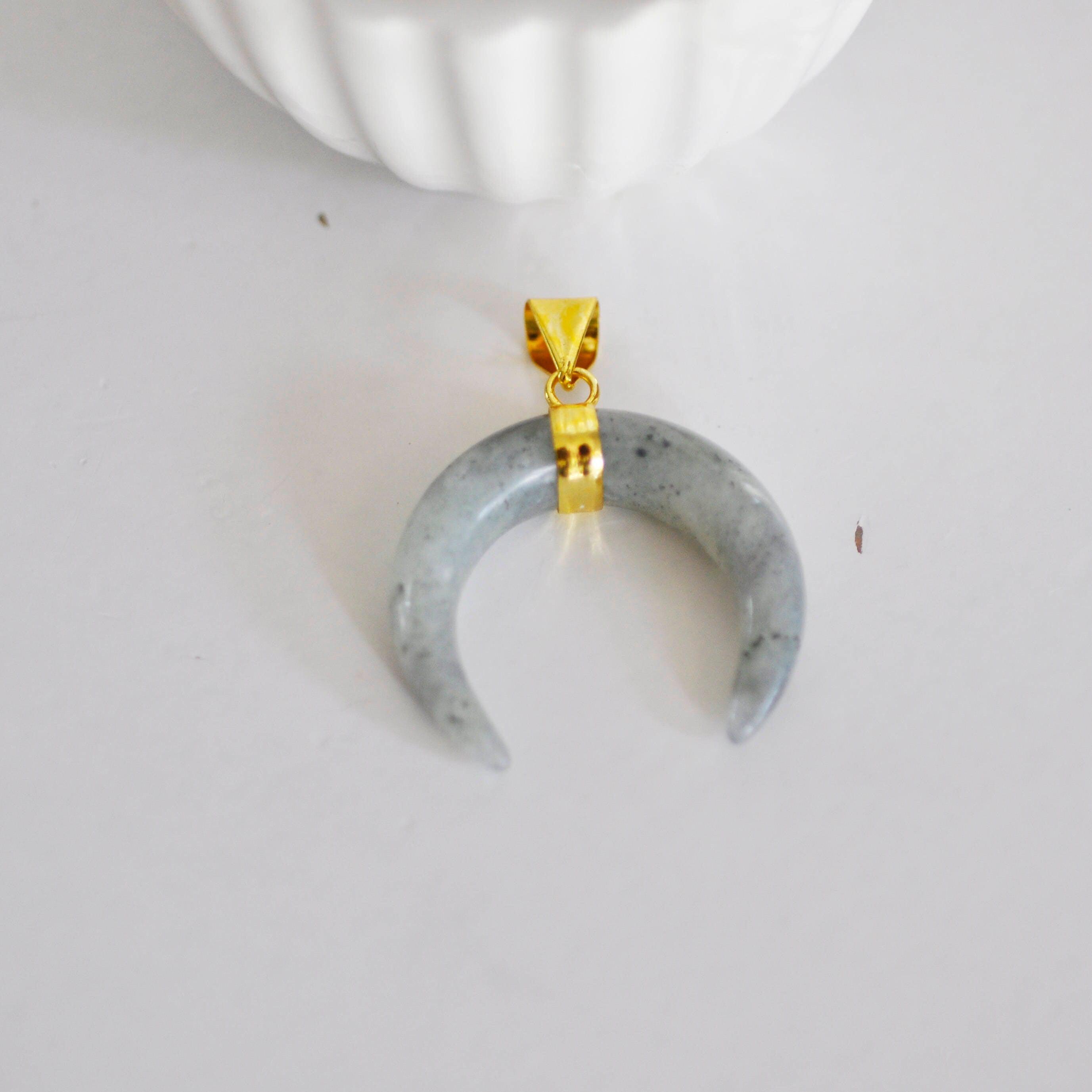 Gingerlily Pendentifs Pendentif lune labradorite 32mm x1