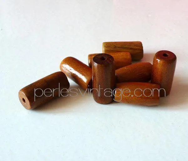 Gingerlily Perles bois caramel tube verni x5