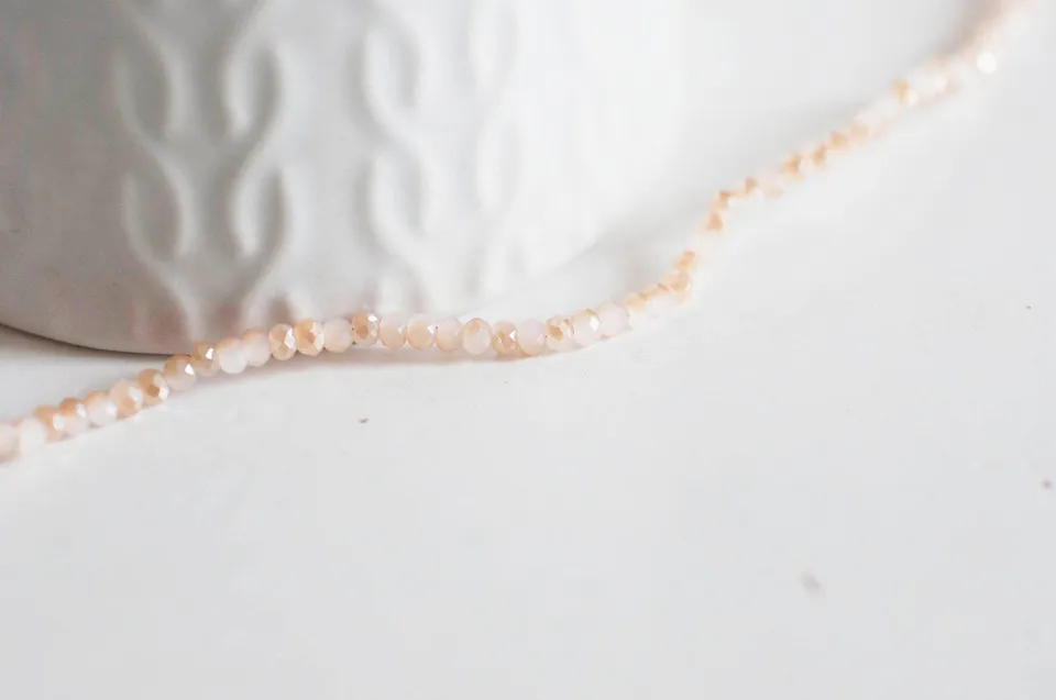 Gingerlily Toupies Cristal Beige Irisé 2,5mm Fil 200 Perles