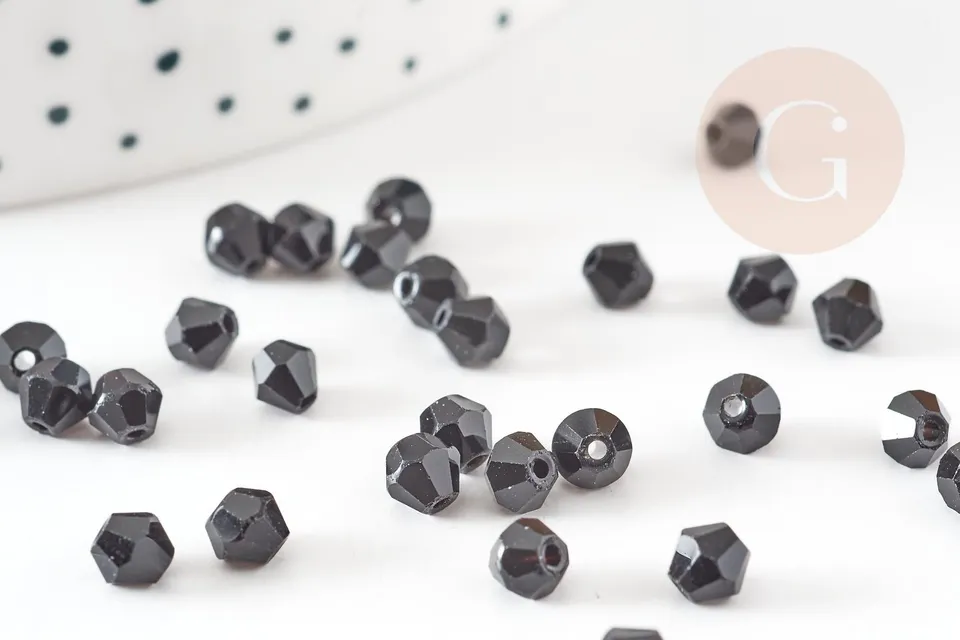 Gingerlily G9235 perles bicône verre noir 3mm 1g