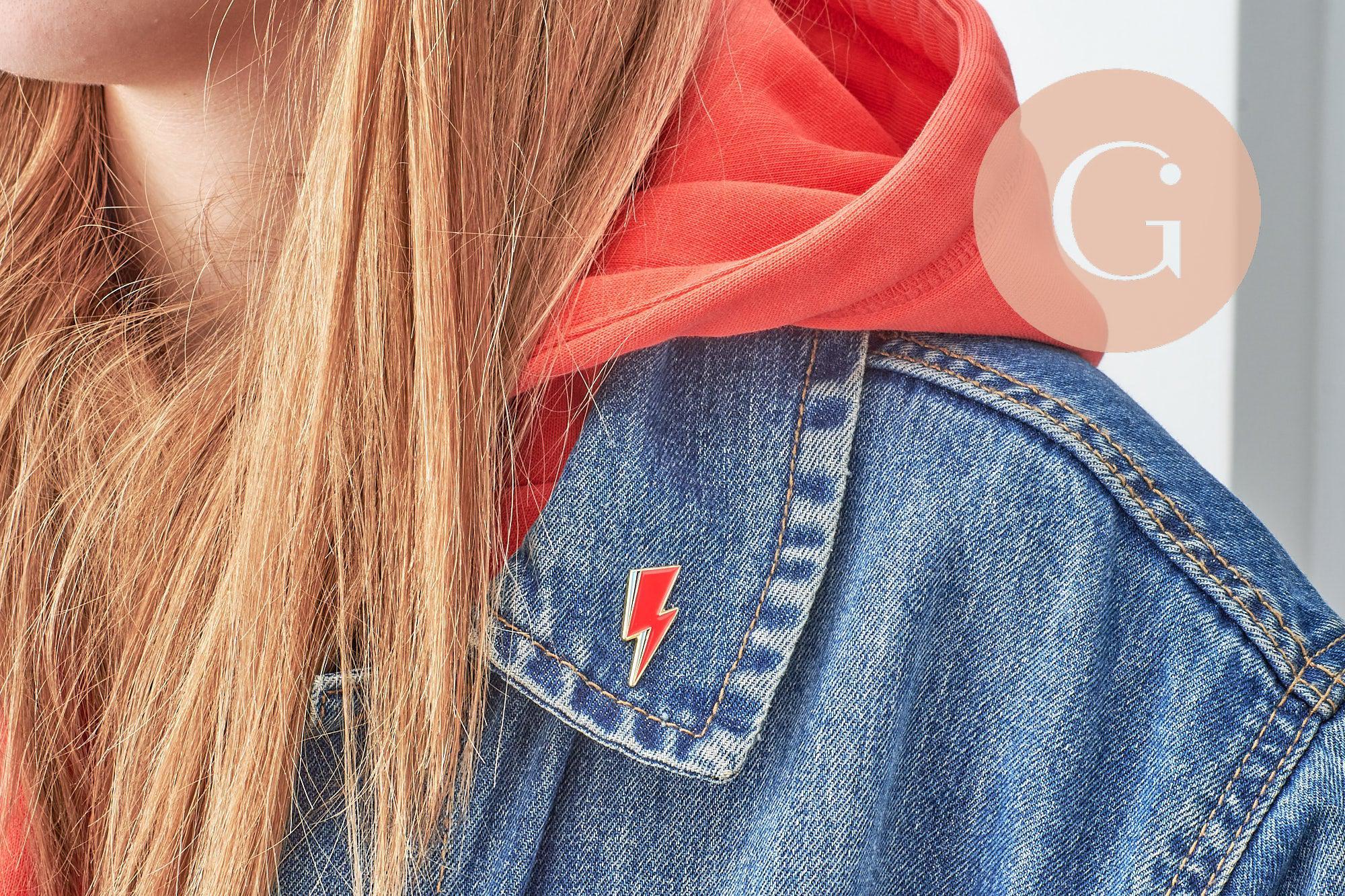 Gingerlily Broche pin's éclair G9745 émail rouge doré