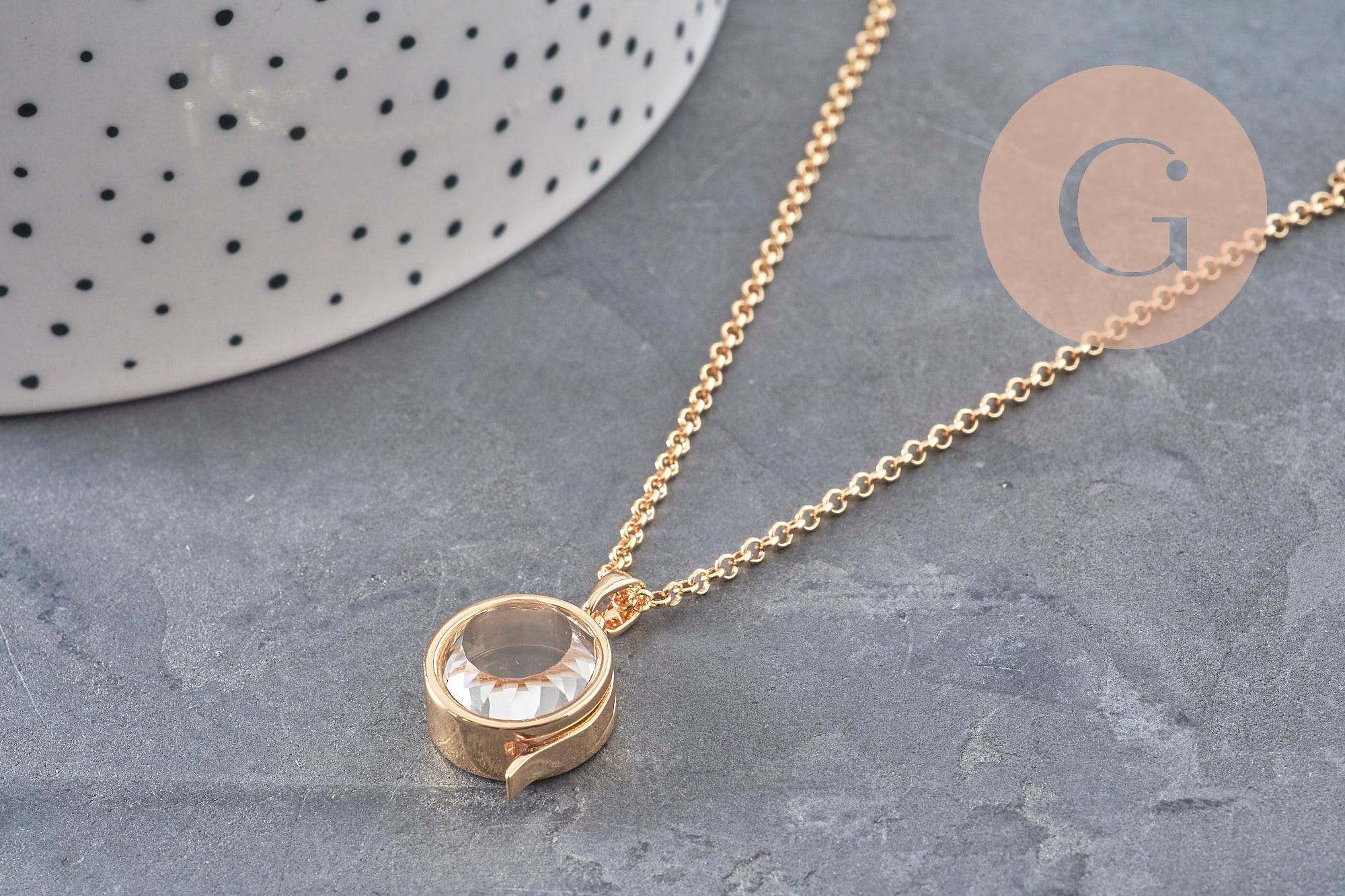 Gingerlily locket collier porte-photo laiton doré 18K rond