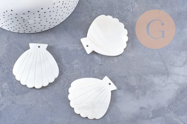 Gingerlily pendentif coquillage G10091 nacre blanche 54mm x2
