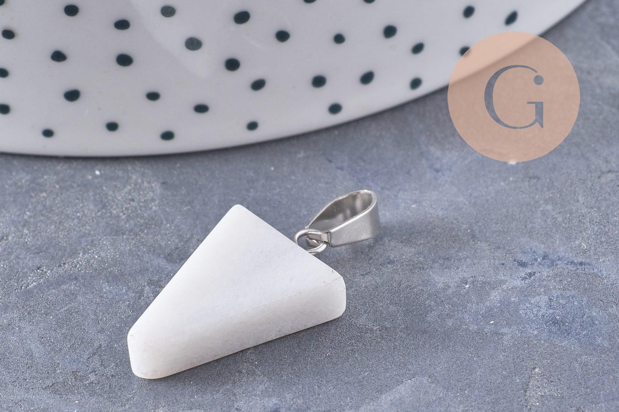 Gingerlily Perles G10059 pendentif triangle jade blanc 24mm acier