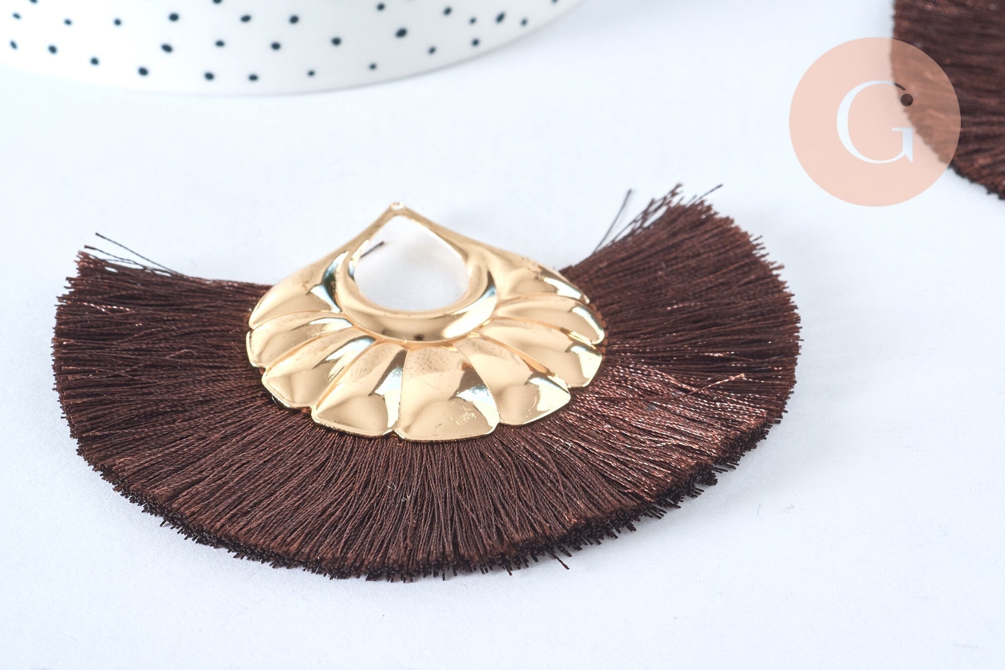 Gingerlily Pendentif pompon fil marron doré 85mm x2