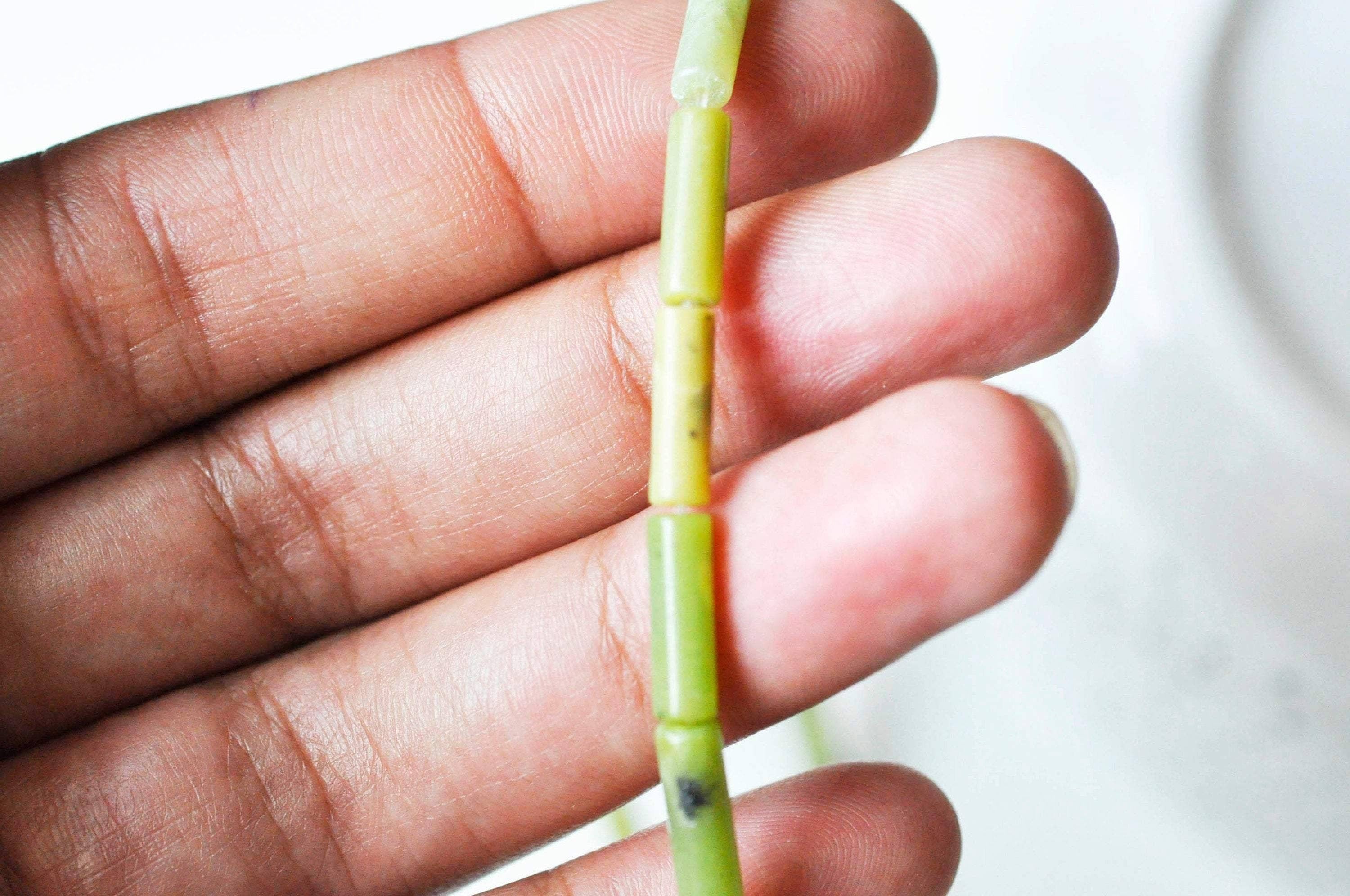 Gingerlily Tube Jade Australien Vert Fil 28 Perles