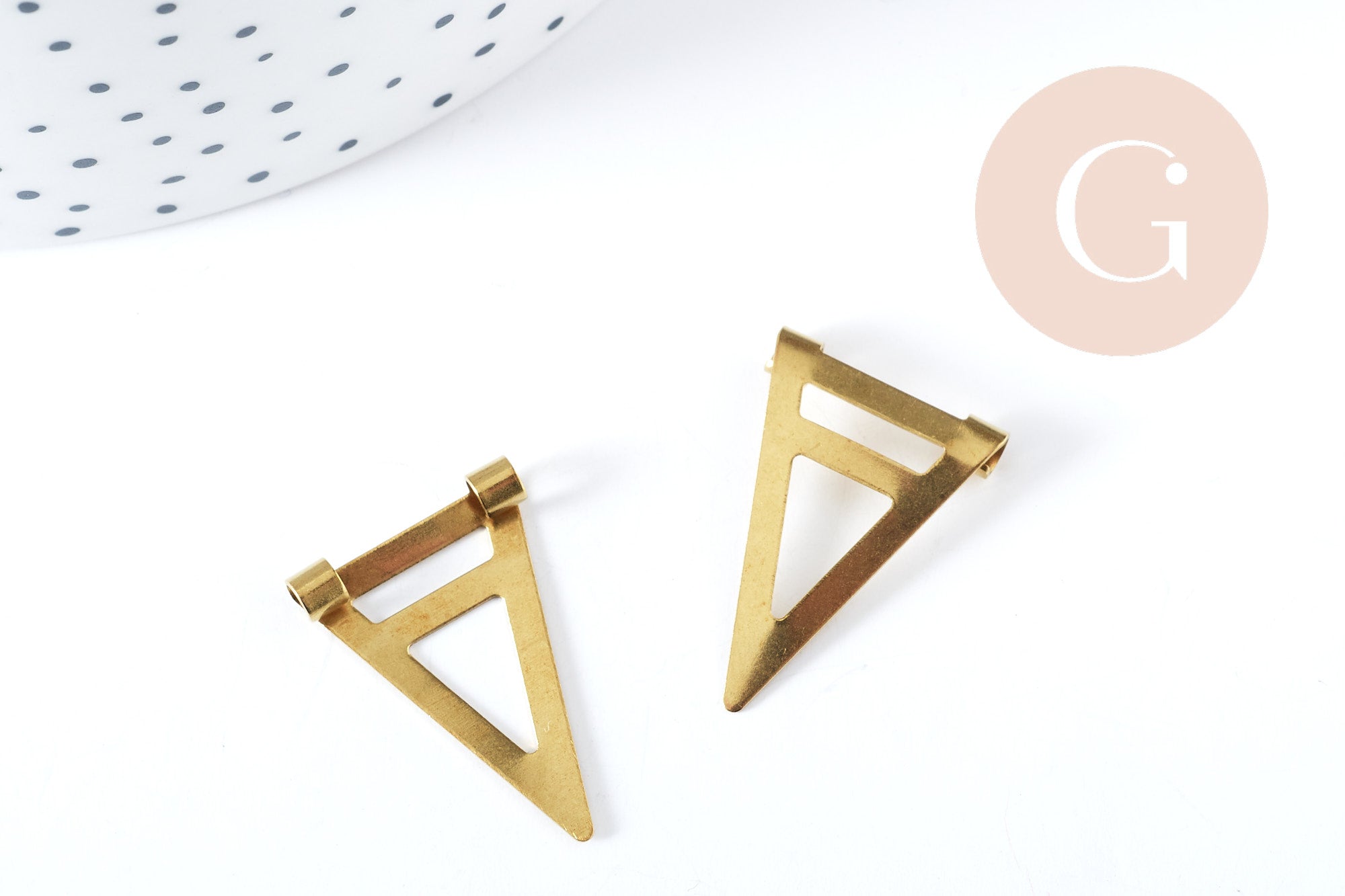 Gingerlily Pendentifs G8317 triangle laiton doré 26mm x2