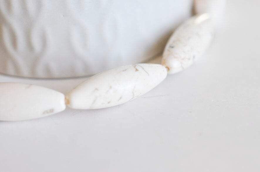 Gingerlily perle howlite G1319 ovale blanc 30mm x5