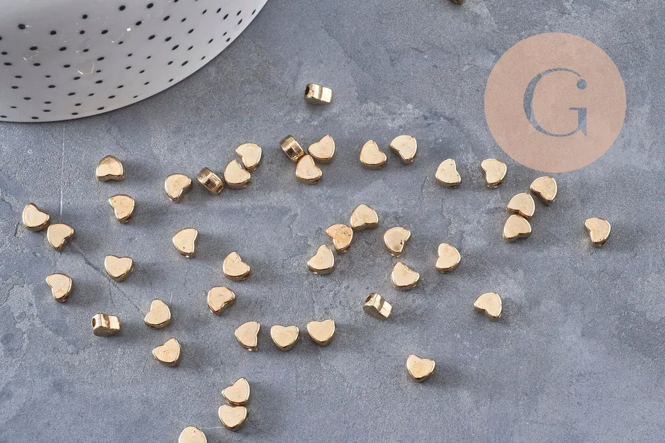 Gingerlily Perles coeur plastique doré 5,5mm 10g