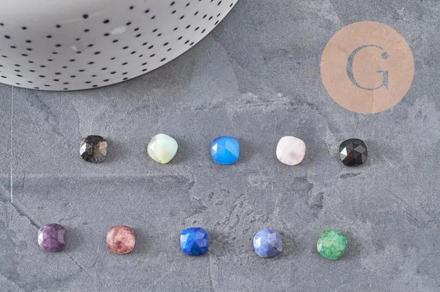 Gingerlily Cabochon carré pierre 8x8mm labradorite x1