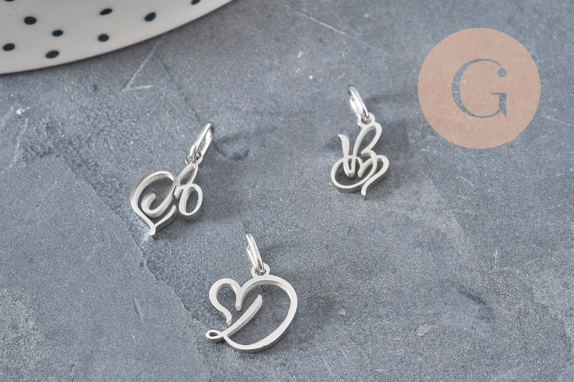 Gingerlily Pendentifs DIY Initiale G11373 breloque platine 12,5mm x1