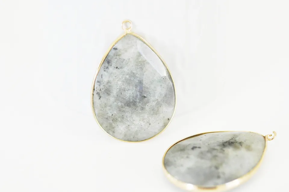 Gingerlily Perles pendentif goutte labradorite 45 mm