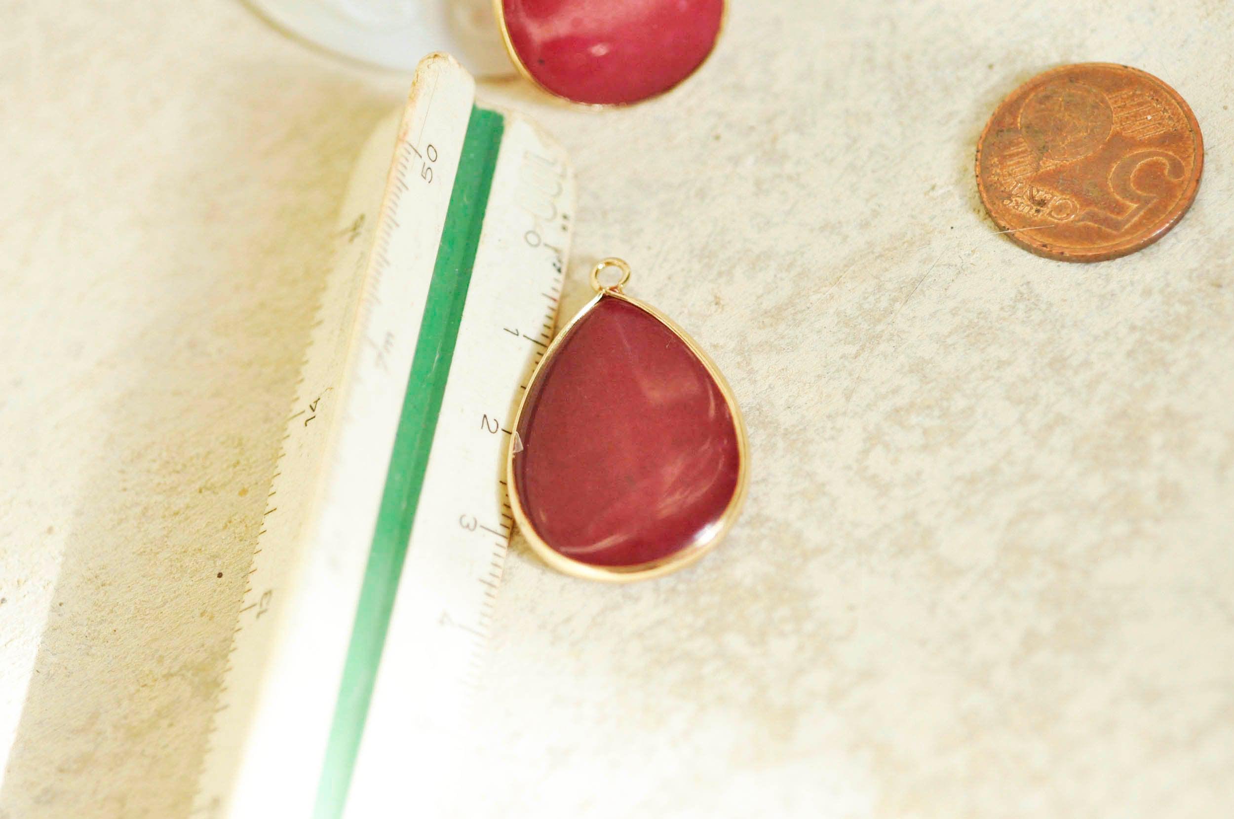 Gingerlily Pendentifs goutte jade bordeaux doré 35 mm, x1