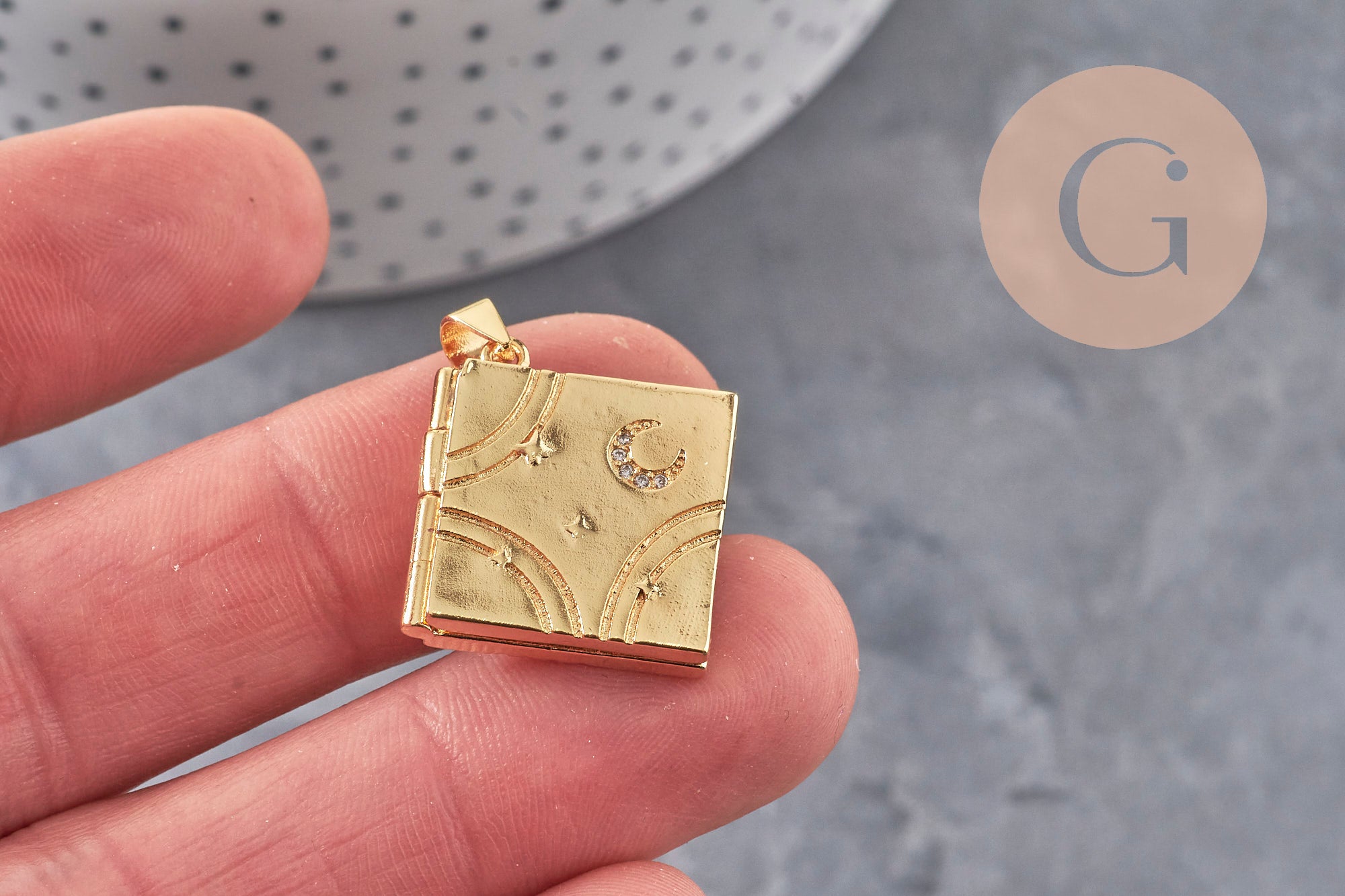Gingerlily pendentif locket carré laiton doré 18K étoiles 20,5mm