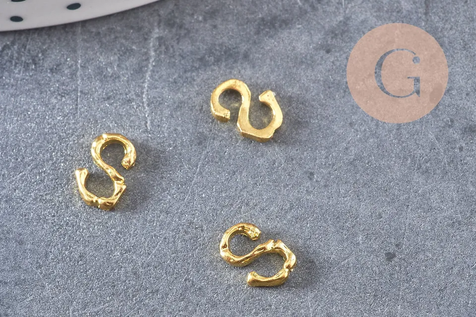 Gingerlily Pendentifs G3766 lettre à coller zamac doré 8x6mm x2