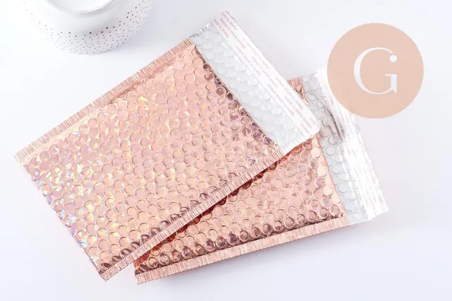 Gingerlily Enveloppes bulles rose holographique 24x15cm x10