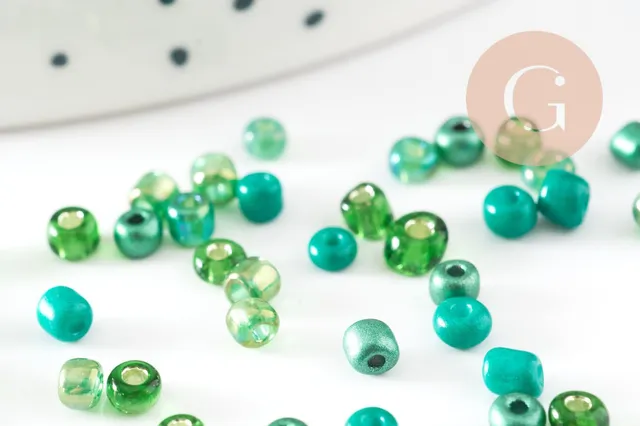 Gingerlily Perles Rocailles verre verts 10g camaïeu G9511