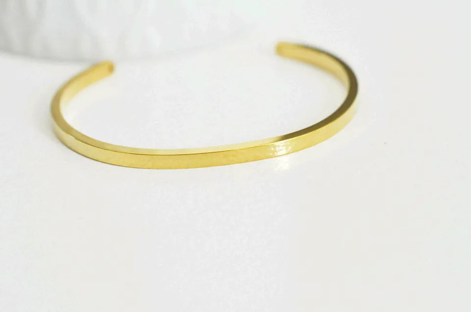 Gingerlily Accessoires G2585 bracelet jonc doré 55mm percé