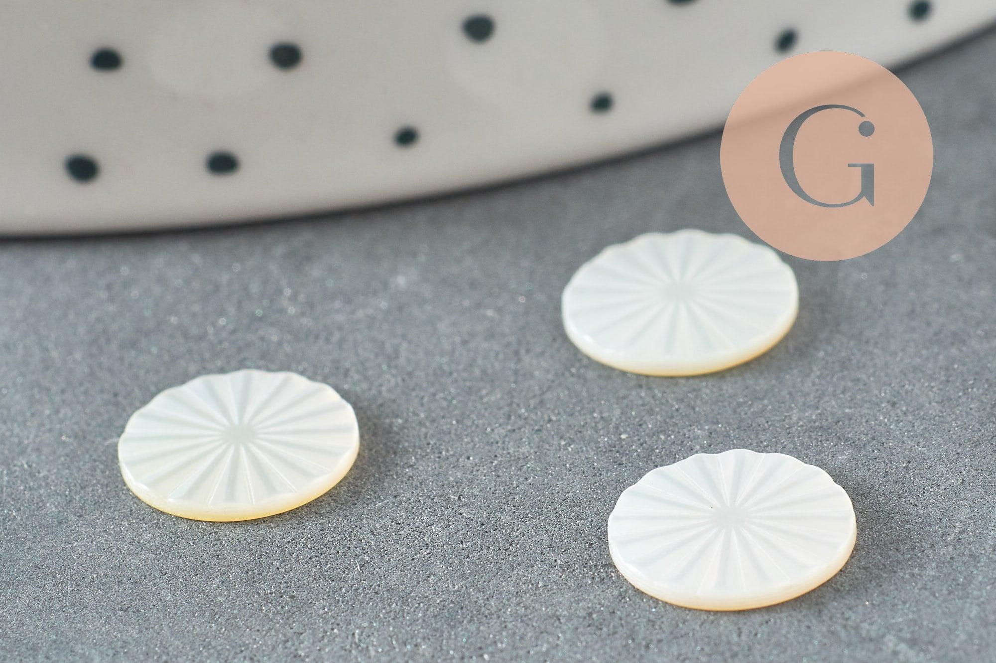 Gingerlily G9628 cabochon rond nacre blanche gravé 10mm